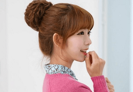 Cách búi tóc củ tỏi theo phong cách Hàn Quốc 